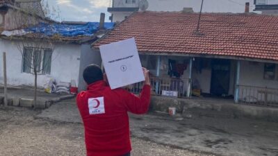 Türk Kızılay, 'iyilik yolculuğunu' Afyonkarahisar’da sürdürerek ihtiyaç sahibi ailelere yönelik