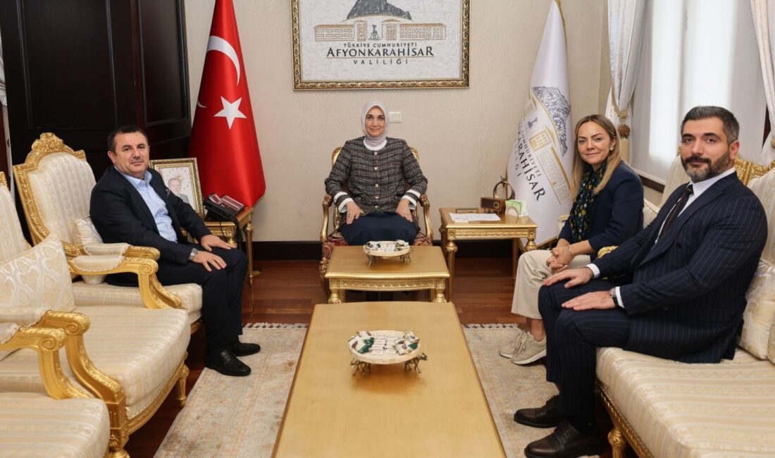 Afyonkarahisar Valisi Doç. Dr. Kübra Güran Yiğitbaşı, Tıbbi Kenevir Üreticileri