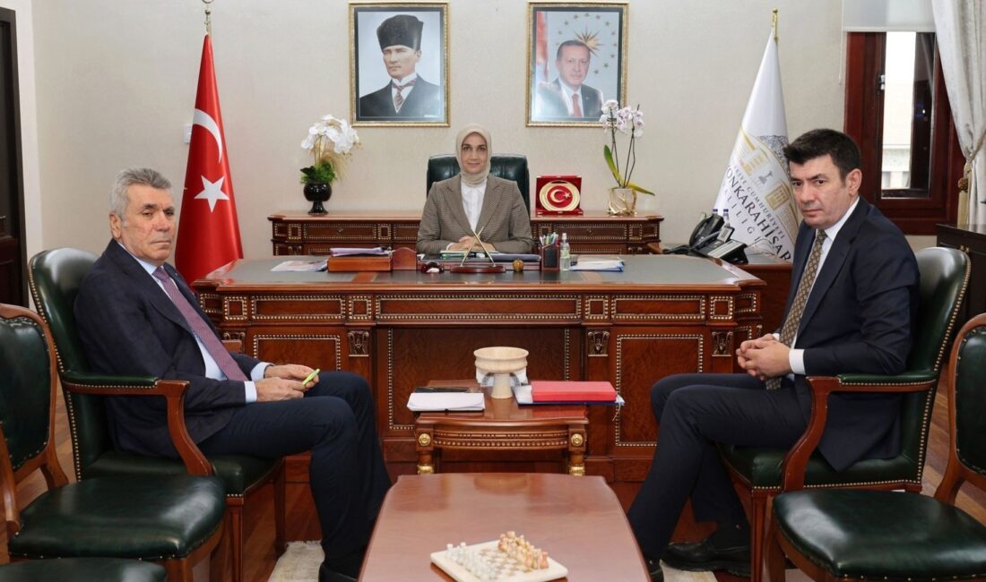 Afyonkarahisar Valisi Doç. Dr. Kübra Güran Yiğitbaşı’nın başkanlığında, Vali Yardımcıları