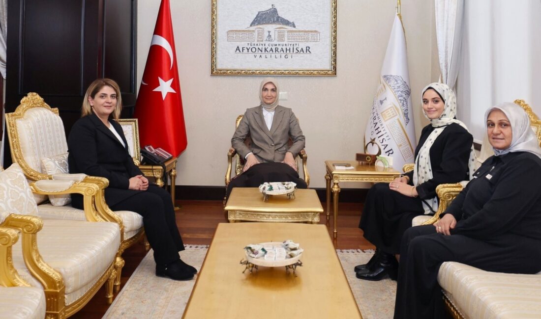 Afyonkarahisar Valisi Doç. Dr. Kübra Güran Yiğitbaşı, AK Parti Afyonkarahisar