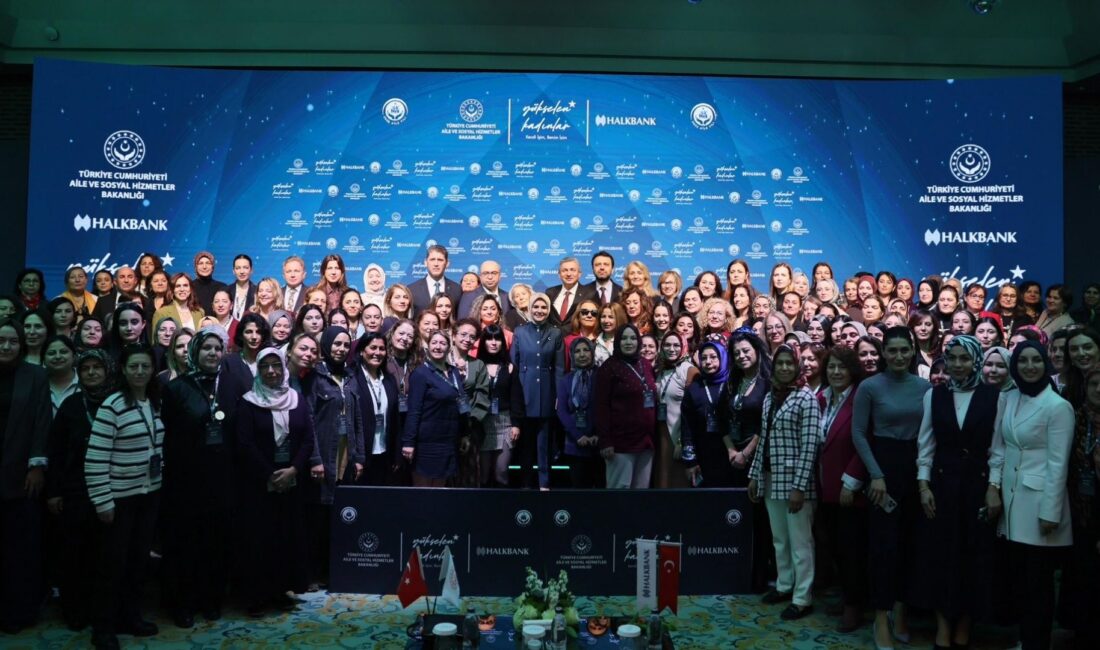 Aile ve Sosyal Hizmetler Bakanı Mahinur Özdemir Göktaş, Antalya’da “Yükselen