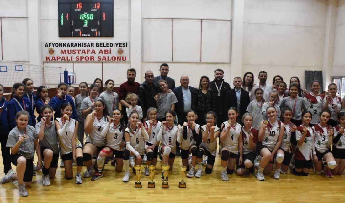 Afyonkarahisar Gençlik ve Spor İl Müdürlüğü tarafından Okul Sporları faaliyetleri