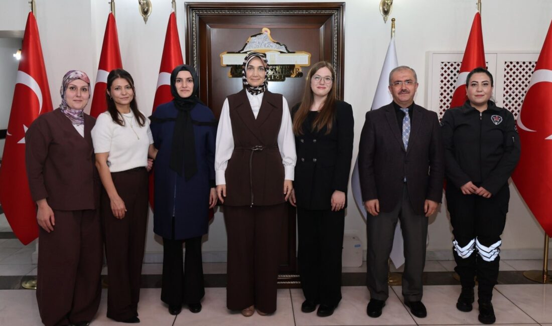 Afyonkarahisar Valisi Doç. Dr. Kübra Güran Yiğitbaşı, Aile ve Sosyal