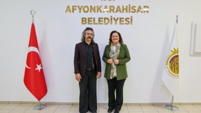 Afyonkarahisar Belediye Başkanı Burcu Köksal, halk arasında “Pala Dayı” olarak