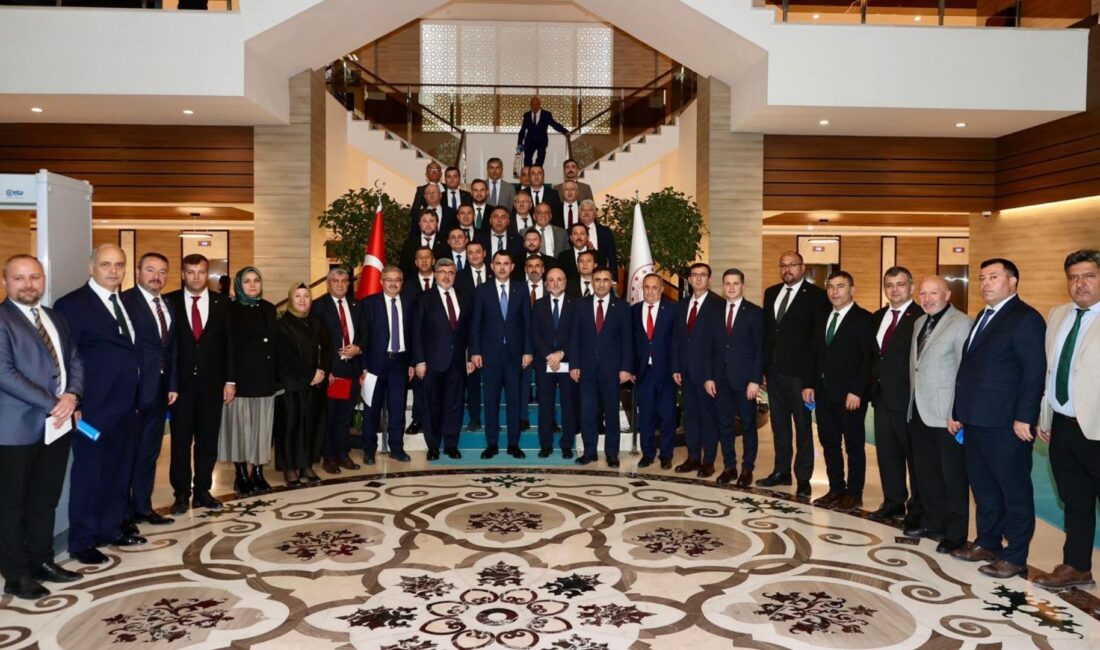 Milletvekilleri İbrahim Yurdunuseven, Ali Özkaya ve Hasan Arslan, İl Genel