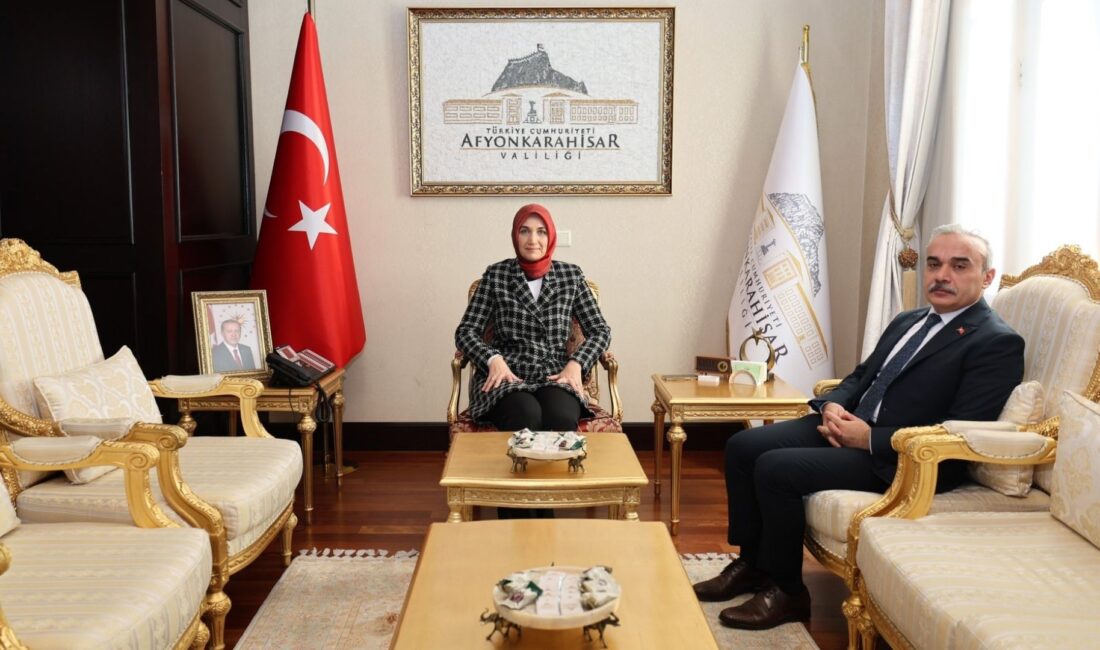 Afyonkarahisar Cumhuriyet Başsavcısı Mehmet Patlak, Afyonkarahisar Valisi Doç. Dr. Kübra