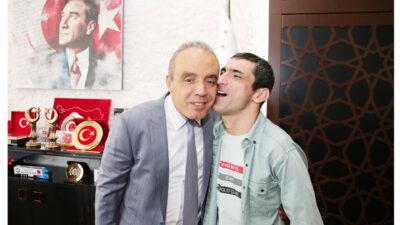 Vali Yiğitbaşı, İl Emniyet Müdürü Erol ve eşi Nurten Erol’un