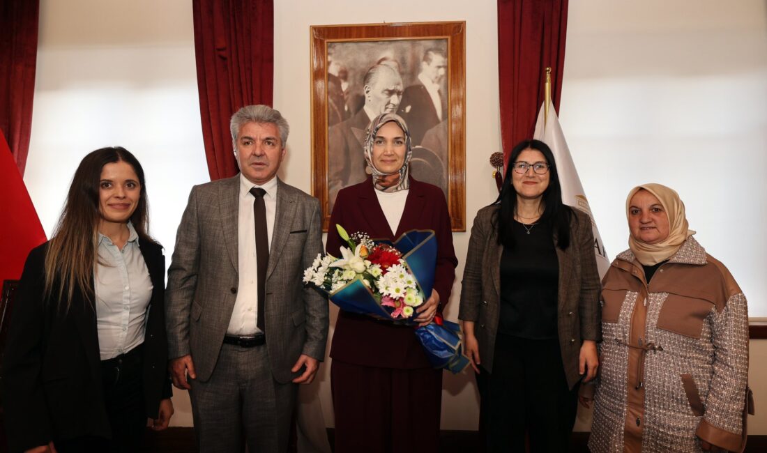 Vali Doç. Dr. Kübra Güran Yiğitbaşı başkanlığında, 3 Aralık Dünya