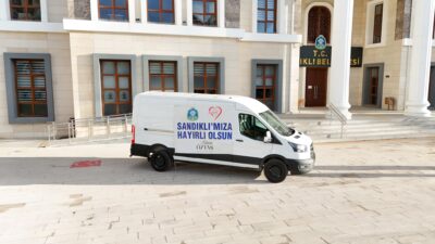 Sandıklı Belediyesi, hizmetlerin daha etkin ve hızlı yürütülmesi amacıyla araç