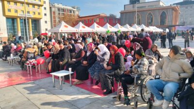Kent ve İnsan Derneği tarafından yürütülen "FarkıMda mısın?” Sivil Katılım