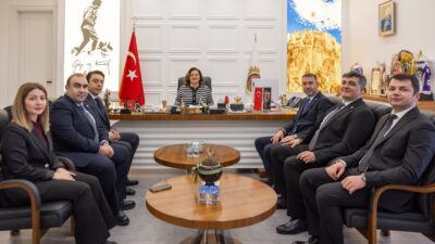 Afyonkarahisar Belediye Başkanı Burcu Köksal, Afyonkarahisar Eczacı Odası Başkanı Hakan