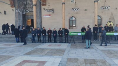 Dumlupınar Mahallesi’nden, merhum Hulusi Akkent ve merhume Nuriye Akkent’in oğlu