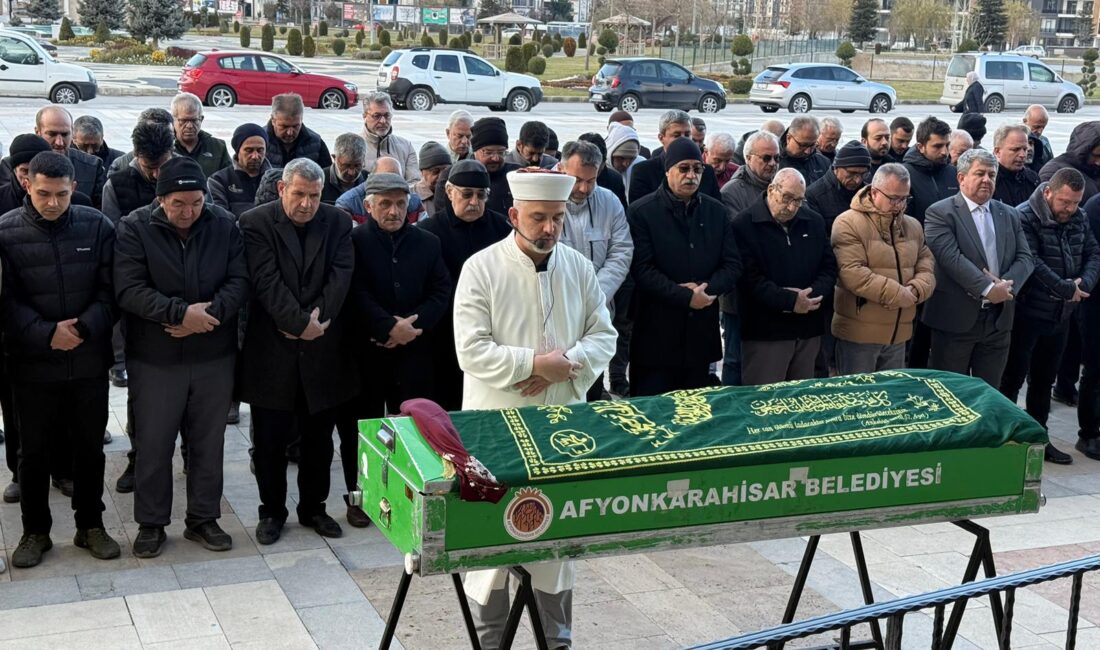 Kayadibi Mahallesinden, DDY’den emekli Nurettin Çelikalay’ın eşi, emekli öğretmen Cengiz