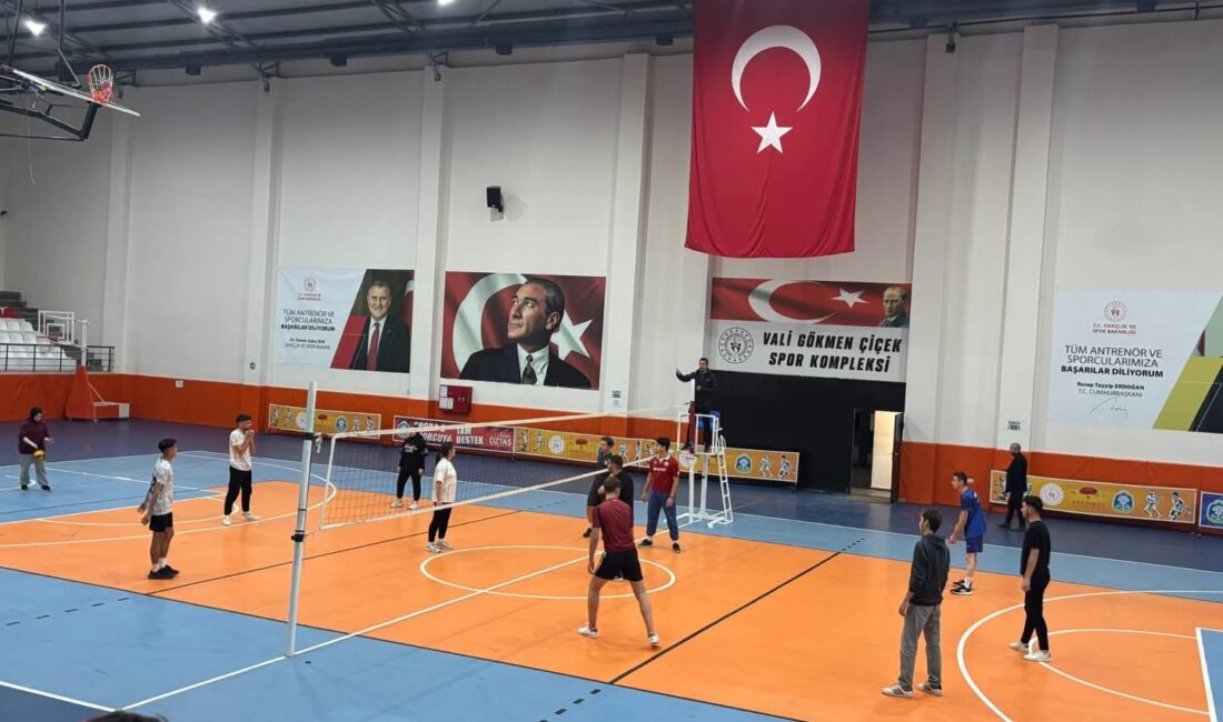 Sandıklı Meslek Yüksekokulu (Sandıklı MYO) tarafından öğrencileri arasında düzenlenen Güz