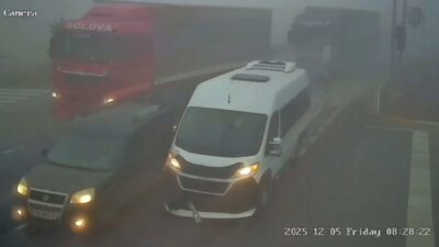 Afyonkarahisar’da 20 kişinin yaralandığı trafik kazasının görüntüleri ortaya çıktı. Emirdağ