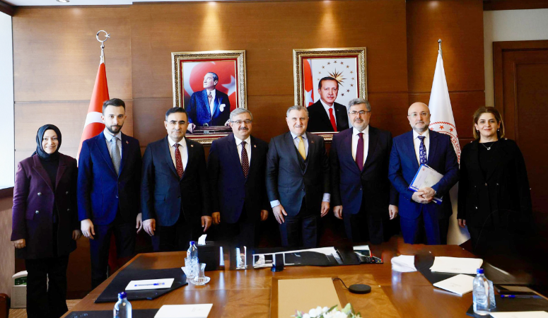 AK Parti Afyonkarahisar heyeti, Gençlik ve Spor Bakanı Dr. Osman