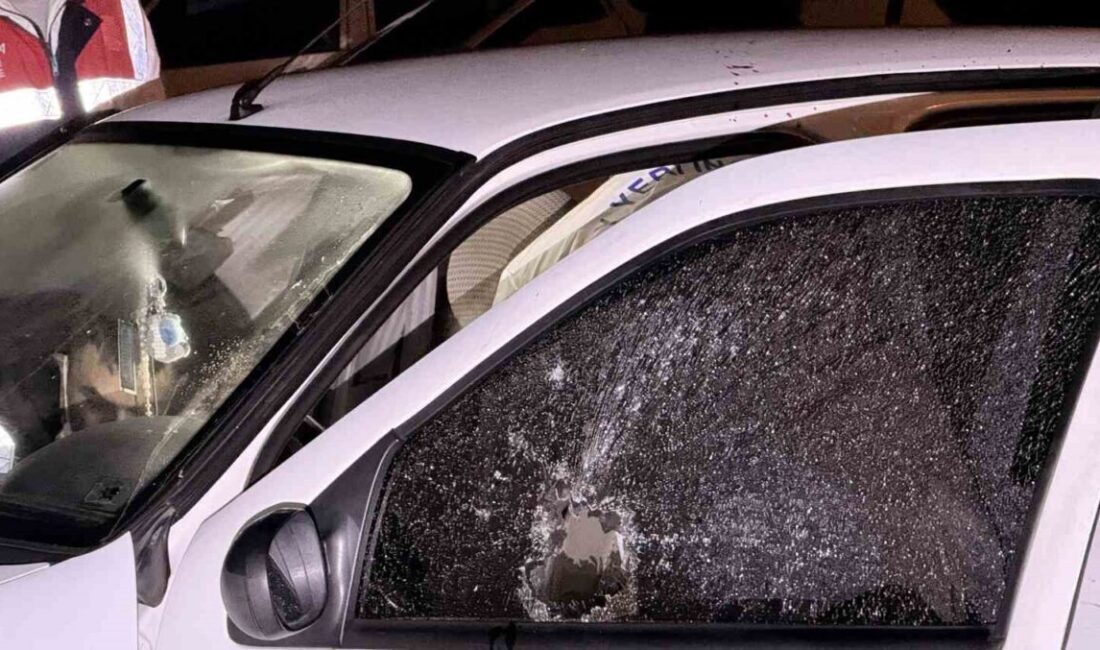 Afyonkarahisar’da ava giden 4 arkadaşın bulunduğu otomobilde aniden ateş alan