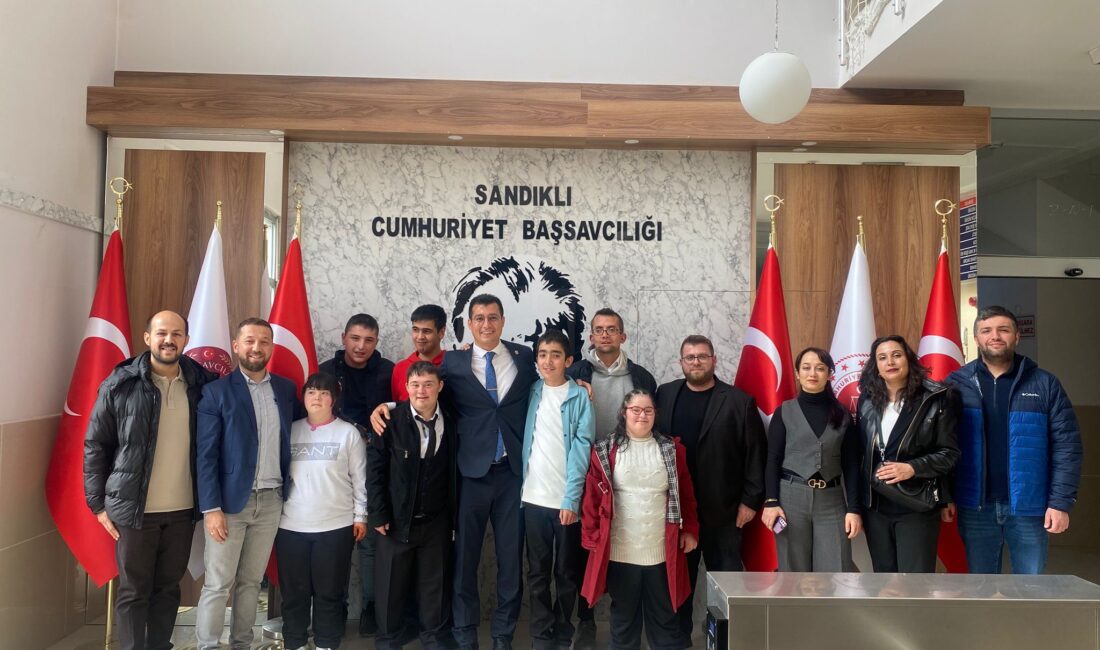 3 Aralık Dünya Engelliler Günü münasebetiyle Sandıklı Adalet Sarayını ziyaret