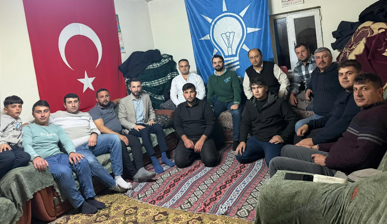 AK Parti Afyonkarahisar İl Gençlik Kolları Başkanı Mehmet Emin İntepe
