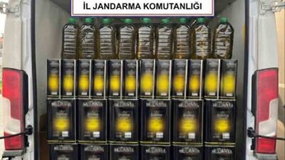 Afyonkarahisar’da jandarma tarafından durdurulan bir kamyonette yapılan aramada 655 litre