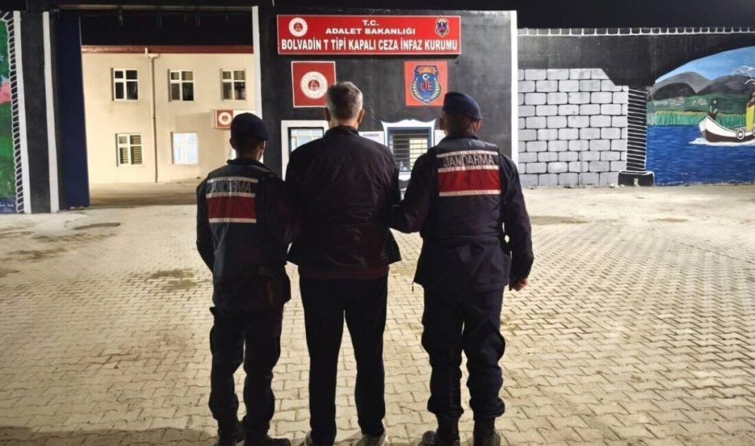 Afyonkarahisar’da jandarma tarafından gerçekleştirilen denetimlerde çeşitli suçlardan gözaltına alınan 31