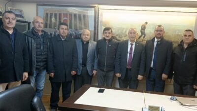 Türkiye Emekliler Derneği Afyonkarahisar Şubesini ziyaret eden İYİ Parti Merkez