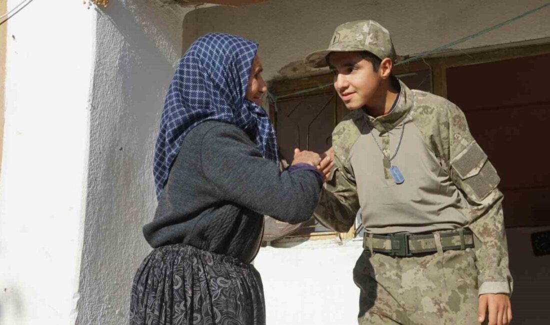 Afyonkarahisar’ın Şuhut ilçesinde 13 yaşındaki otizmli çocuğun asker olma hayali