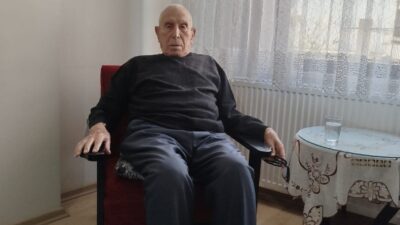Afyonkarahisar’ın Sandıklı ilçesinde ikamet eden ilçenin ilk deniz astsubayı ve