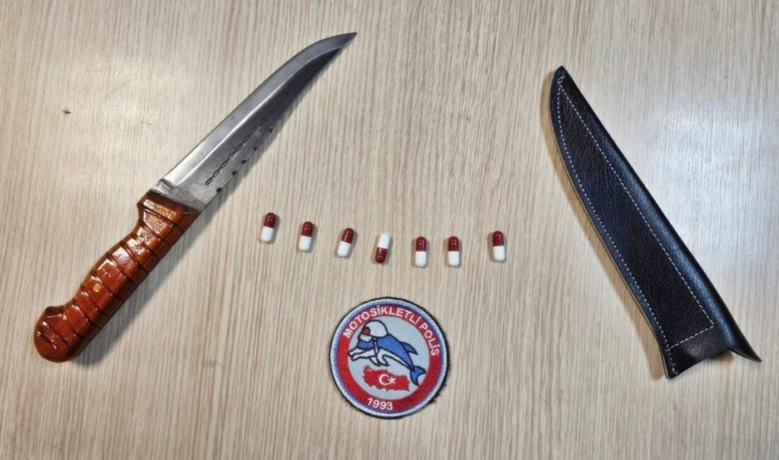 Afyonkarahisar’da son bir hafta içerisinde gerçekleştirilen polis denetimlerinde 9 bin