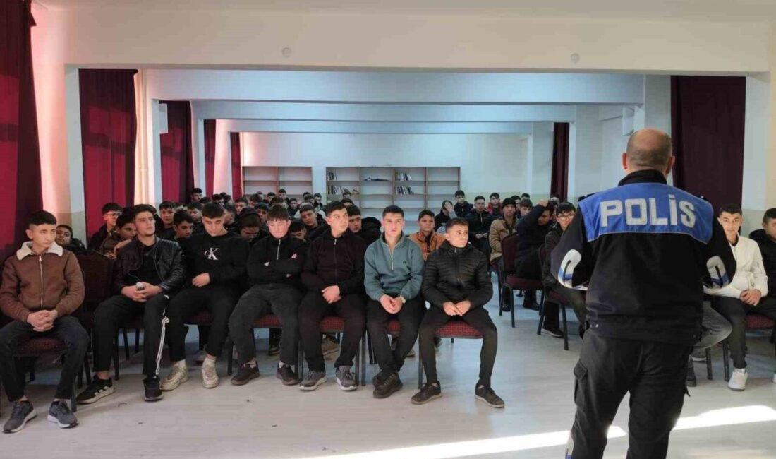Afyonkarahisar’da polis ekipleri çıraklık ve akşam sanatı okulu öğrencilerine yönelik