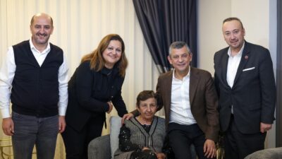 Afyonkarahisar Belediye Başkanı Burcu Köksal, Cumhuriyet Halk Partisi Genel Başkanı