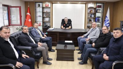 Sandıklı Belediye Başkanı Adnan Öztaş ile beraberindeki heyet, AFAD Afyonkarahisar