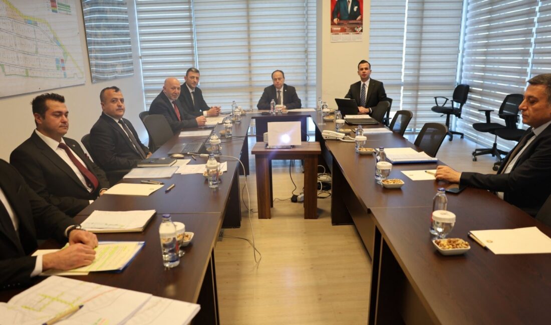 Afyonkarahisar Merkez 2. OSB Yönetim Kurulu Toplantısı gerçekleştirildi Afyonkarahisar Merkez 2’nci Organize Sanayi Bölgesi (OSB) Yönetim Kurulu Toplantısı,