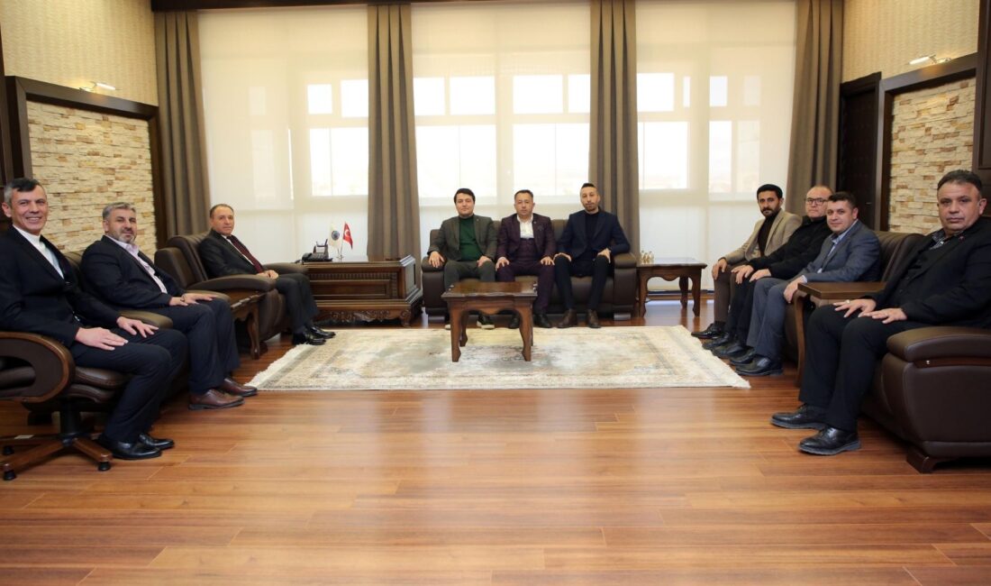 Afyon Kocatepe Üniversitesi (AKÜ) Rektörü Prof. Dr. Mehmet Karakaş, Sivil