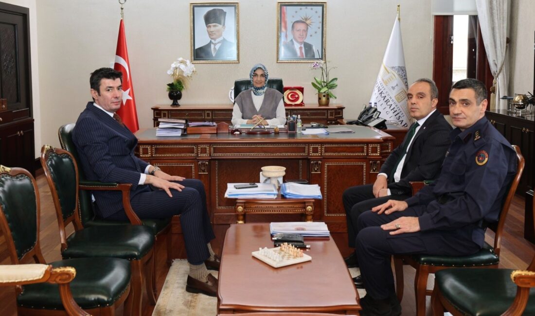Afyonkarahisar Valisi Doç. Dr. Kübra Güran Yiğitbaşı başkanlığında gerçekleştirilen değerlendirme