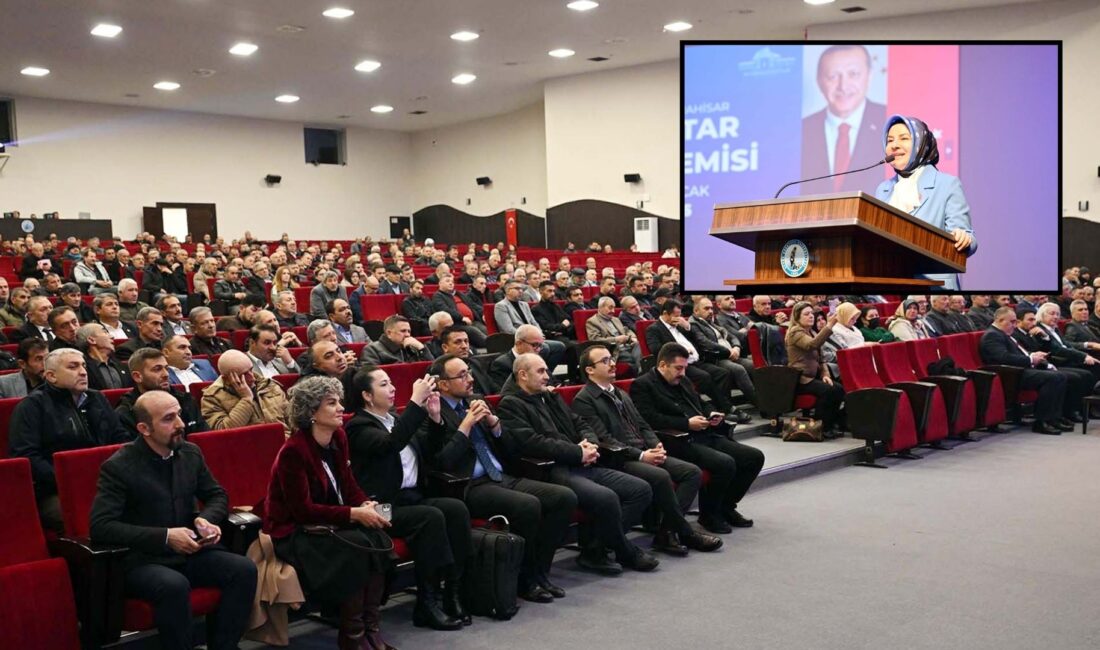İçişleri Bakanlığı ve Afyonkarahisar Valiliği iş birliğiyle düzenlenen ‘Muhtarlar Akademisi’