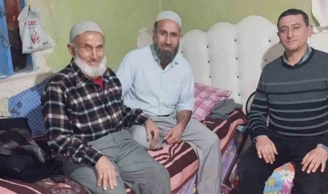 Afyonkarahisar’ın Şuhut ilçesinde, “Ulu Çınarlar” projesi çerçevesinde yaşlılara yönelik anlamlı