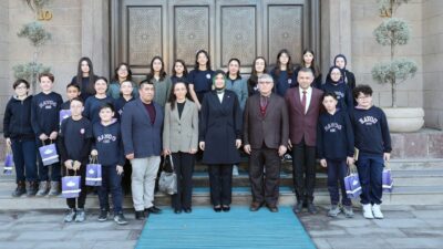 Afyonkarahisar Valisi Doç. Dr. Kübra Güran Yiğitbaşı; Hoca Ahmet Yesevi