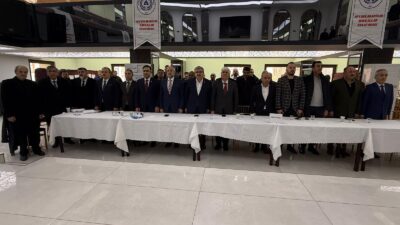 Afyonkarahisar Bakkallar Odası’nın Olağan Genel Kurulu yoğun katılımla gerçekleştiriliyor.