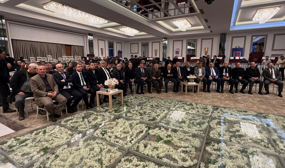 Afyonkarahisar Şoförler ve Otomobilciler Esnaf Odası’nın olağan genel kurulu gerçekleştiriliyor.