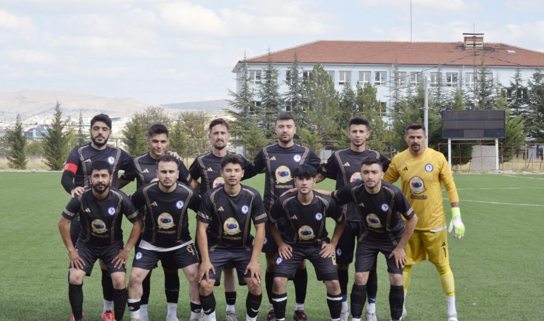 Afyonkarahisar Süper Amatör Lig’de lider konumda bulunan Artuk Grup Çakırköyspor,