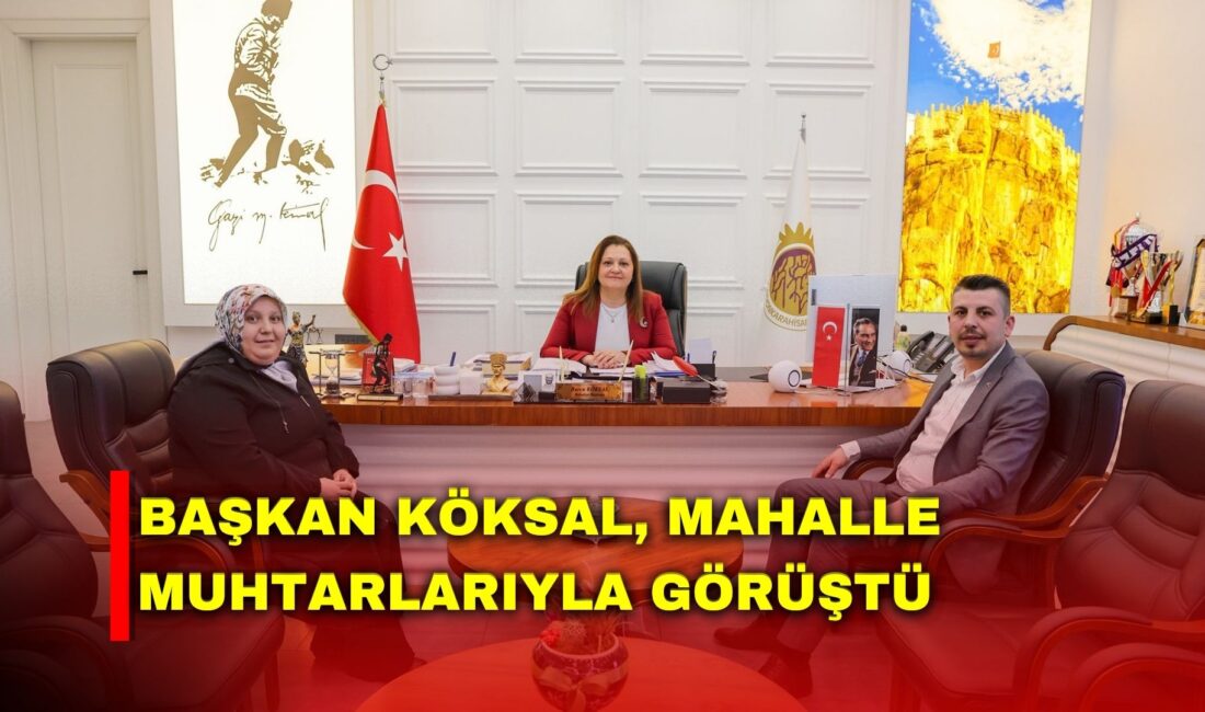 Afyonkarahisar Belediye Başkanı Burcu Köksal, Kocatepe Mahalle Muhtarı İsmail Koç