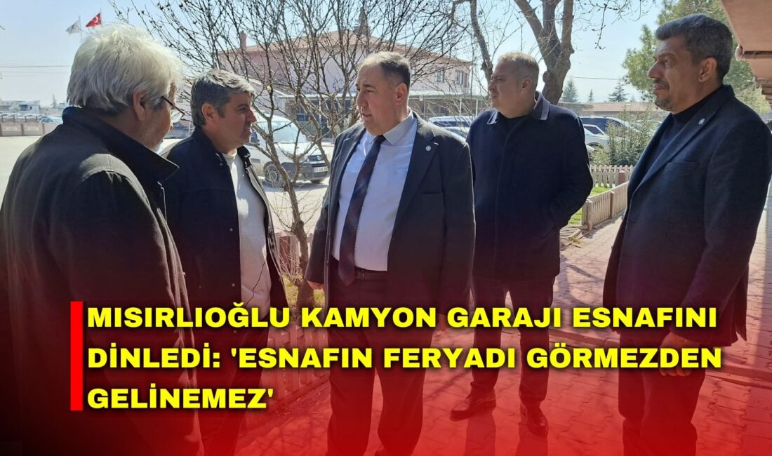İYİ Parti Afyonkarahisar İl Başkanı Muhammet Mısırlıoğlu, İl Sekreteri Şaban