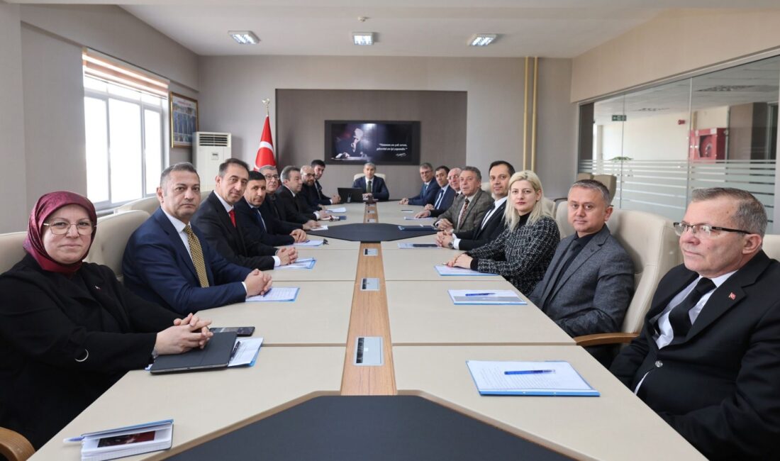 Afyonkarahisar Valisi Dr. Naci Aktaş, Afyonkarahisar İl Özel İdaresi'ni ziyaret