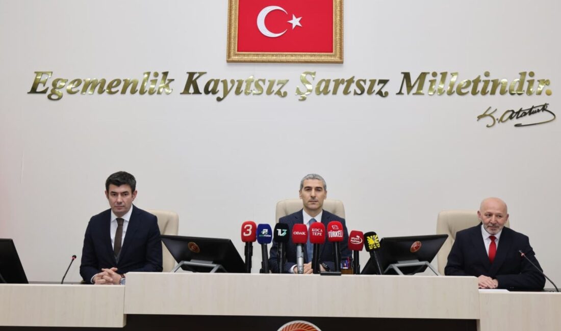 Afyonkarahisar Valisi Dr. Naci Aktaş, İl Genel Meclisi'nin (İGM) Mart