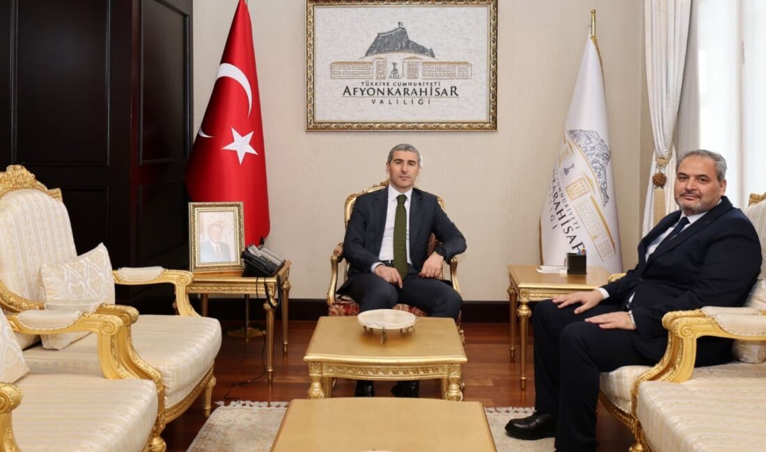 Afyonkarahisar Sağlık Bilimleri Üniversitesi (AFSÜ) Rektörü Prof. Dr. Adem Aslan,