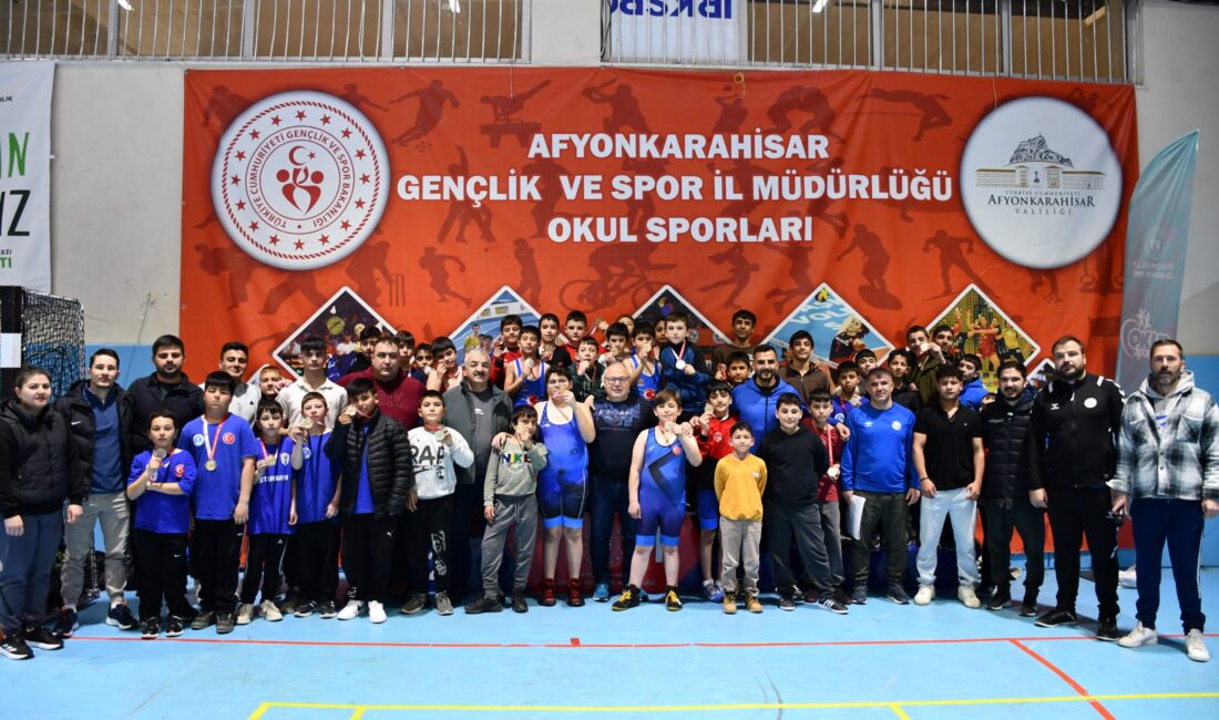 Afyonkarahisar’da düzenlenen Küçükler Serbest ve Grekoromen Güreş müsabakaları, Çiğiltepe Spor