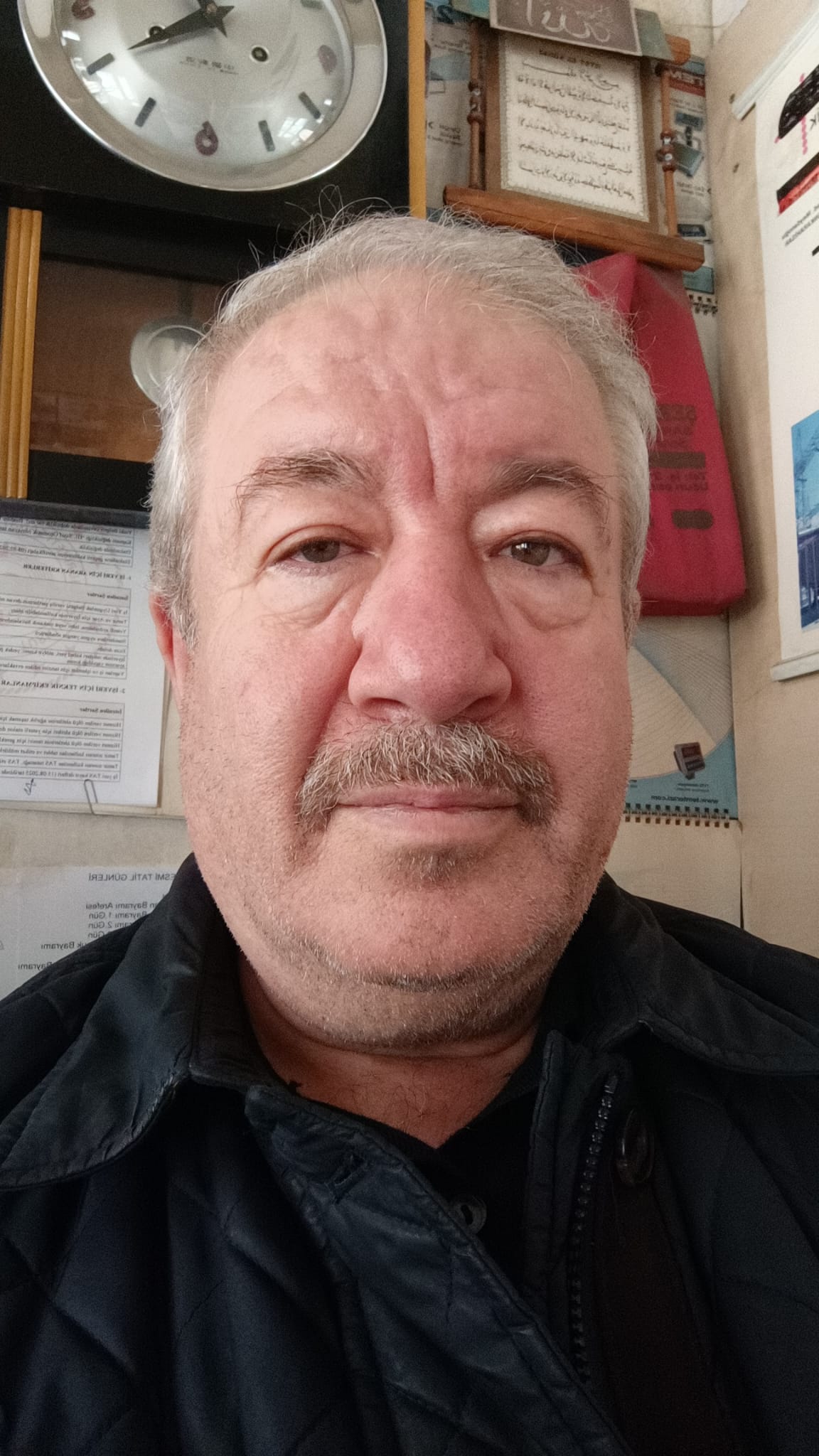 İbrahim Tomtom yazar fotoğrafı