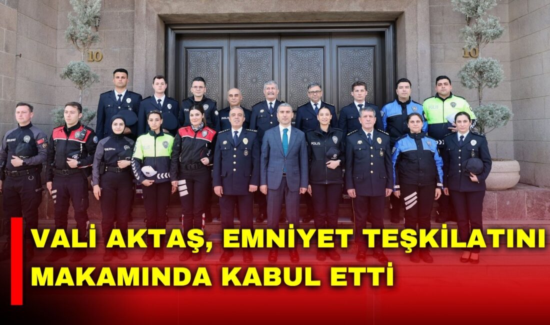 Afyonkarahisar Valisi Dr. Naci Aktaş, Polis Haftası dolayısıyla Afyonkarahisar İl