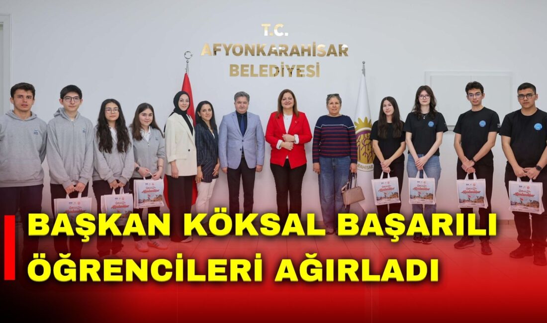 Afyonkarahisar Belediye Başkanı Burcu Köksal, Süleyman Demirel Fen Lisesi Müdürü